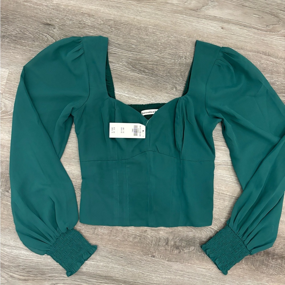 Abercrombie & Fitch Green Sweetheart Blouse Puff Sleeve Smocked size Small NWT